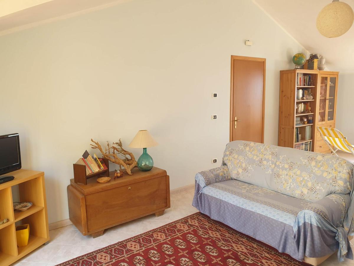 Casa Vacanze Umberto I โบวา มารีนา ภายนอก รูปภาพ