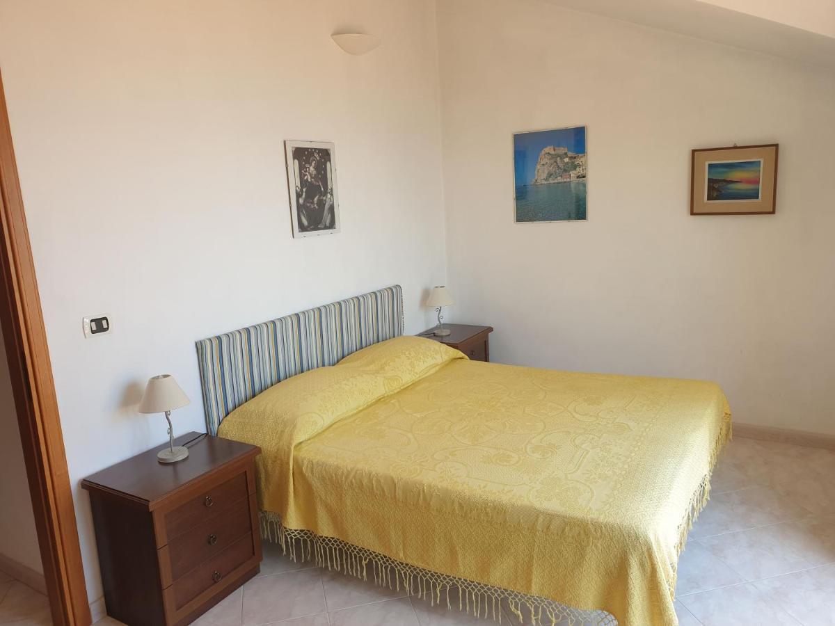 Casa Vacanze Umberto I โบวา มารีนา ภายนอก รูปภาพ