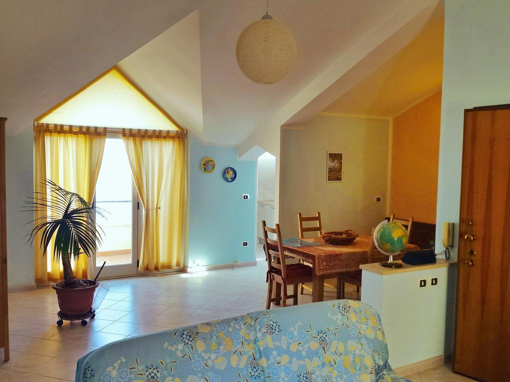Casa Vacanze Umberto I โบวา มารีนา ภายนอก รูปภาพ