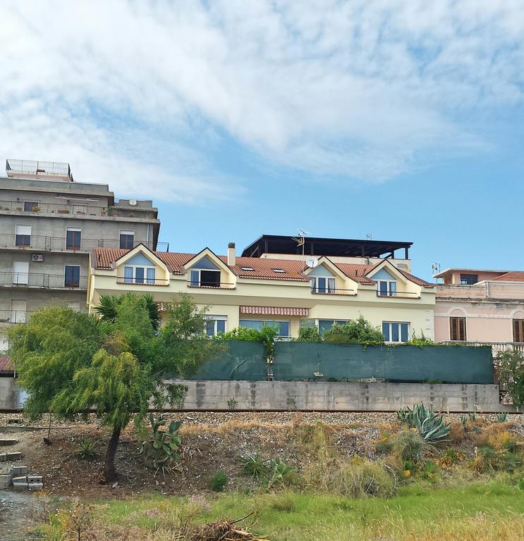 Casa Vacanze Umberto I โบวา มารีนา ภายนอก รูปภาพ