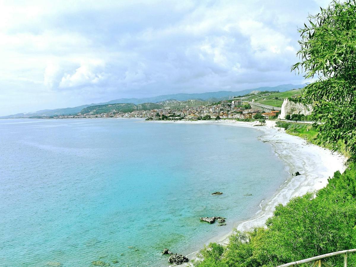 Casa Vacanze Umberto I โบวา มารีนา ภายนอก รูปภาพ
